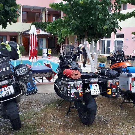 Hotel Pamukkale פמוקלה