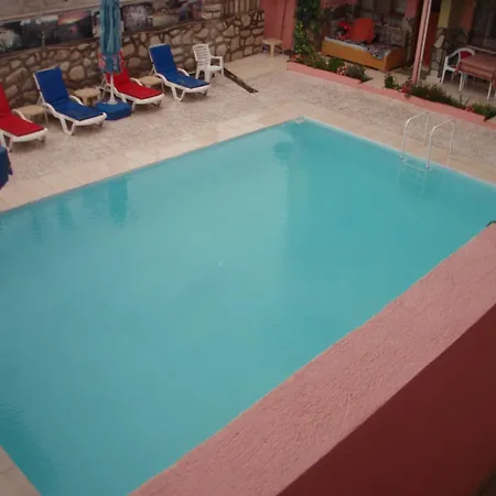 מלון Hotel Pamukkale 3*
