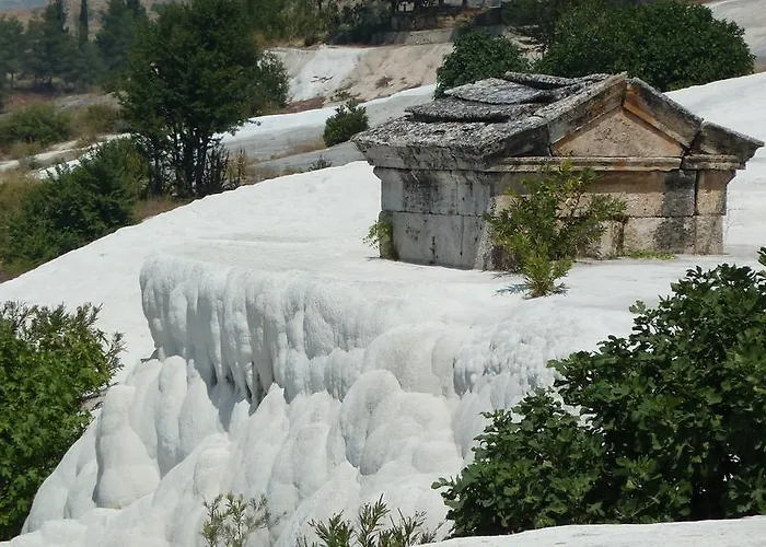 Hotell Hotel Pamukkale 3*