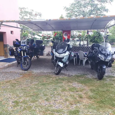 ホテル パムッカレ 3*