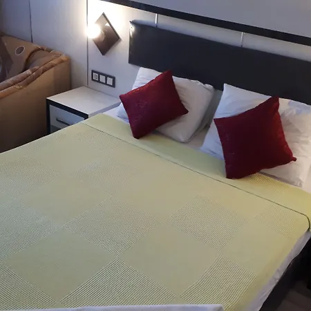 מלון Hotel Pamukkale 3*